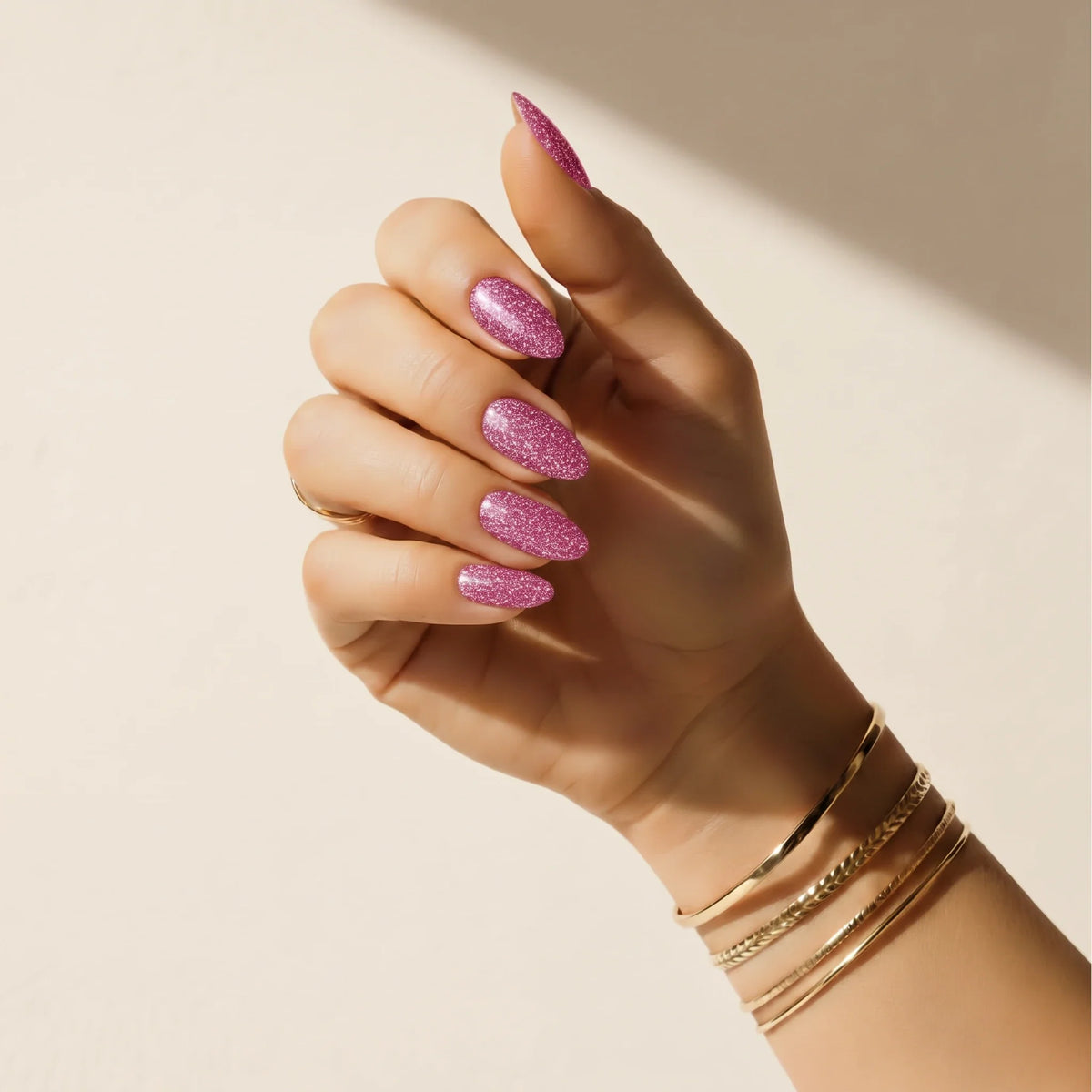 Glitter Bug — ملصقات أظافر دون مصباح UV - Delune